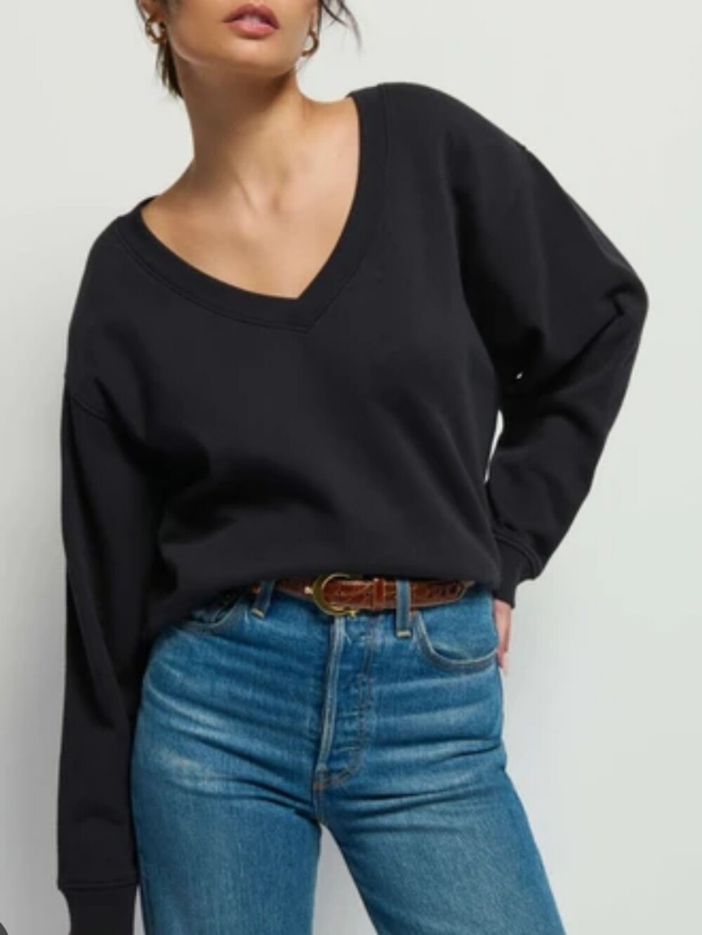 Nation Ltd WYATT V Neck Cropped Sweatshirt